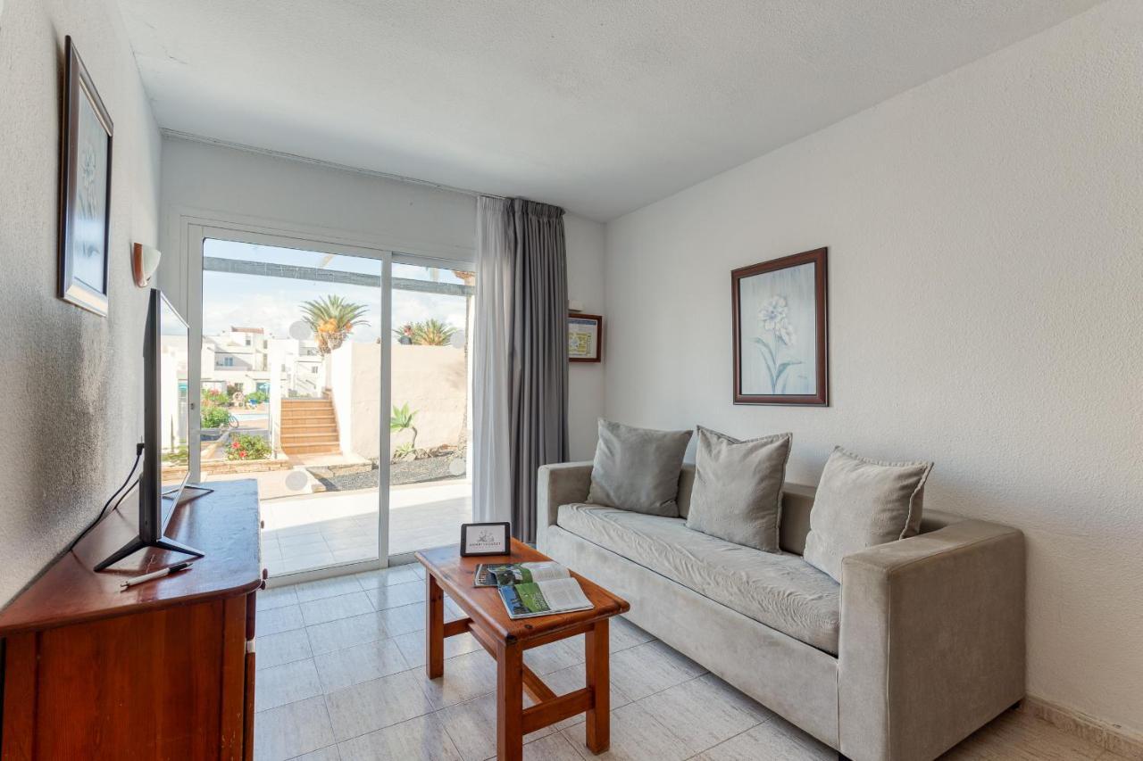 Apartamento 1 con terraza y piscina en Corralejo Apartamento Exterior foto